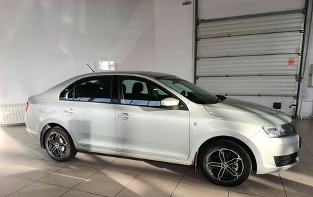 Skoda Rapid I, 2015 год, 950 000 рублей, 4 фотография