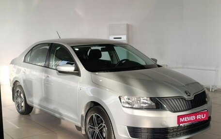 Skoda Rapid I, 2015 год, 950 000 рублей, 3 фотография