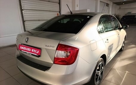 Skoda Rapid I, 2015 год, 950 000 рублей, 6 фотография