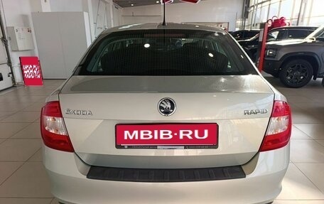 Skoda Rapid I, 2015 год, 950 000 рублей, 7 фотография