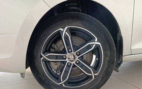 Skoda Rapid I, 2015 год, 950 000 рублей, 13 фотография