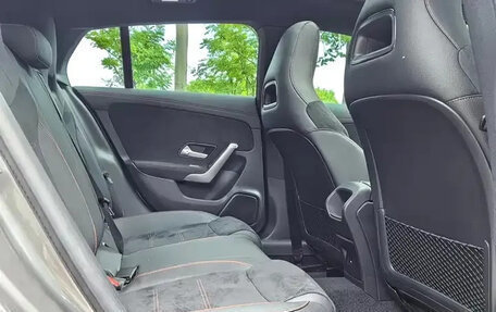 Mercedes-Benz CLA, 2025 год, 4 800 000 рублей, 21 фотография