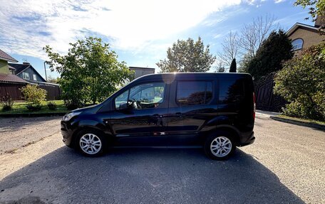 Ford Tourneo Connect II рестайлинг, 2019 год, 2 200 000 рублей, 5 фотография