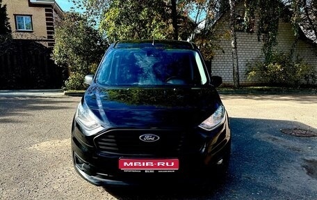 Ford Tourneo Connect II рестайлинг, 2019 год, 2 200 000 рублей, 1 фотография