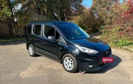 Ford Tourneo Connect II рестайлинг, 2019 год, 2 200 000 рублей, 10 фотография