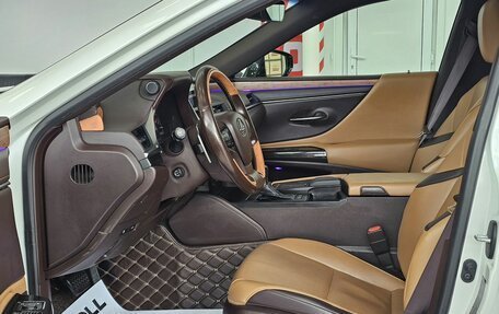 Lexus ES VII, 2019 год, 3 349 000 рублей, 10 фотография