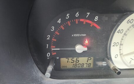 Toyota Ist II, 2003 год, 490 000 рублей, 14 фотография