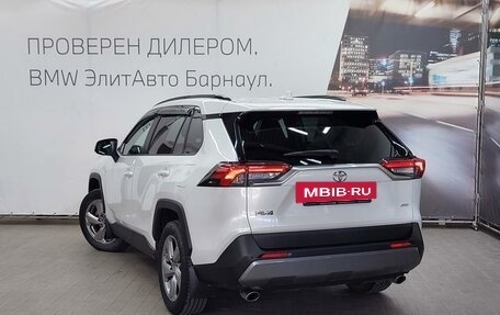 Toyota RAV4, 2022 год, 3 440 000 рублей, 17 фотография