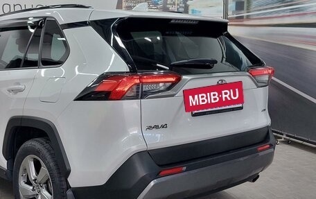 Toyota RAV4, 2022 год, 3 440 000 рублей, 18 фотография