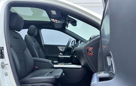 Mercedes-Benz GLA, 2022 год, 2 250 000 рублей, 7 фотография