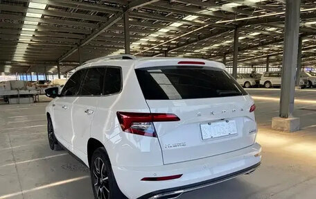 Skoda Karoq I, 2022 год, 1 559 000 рублей, 3 фотография