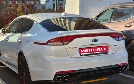 KIA Stinger I, 2021 год, 3 000 000 рублей, 6 фотография