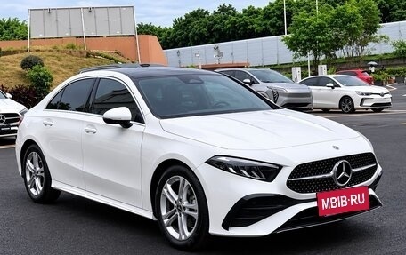 Mercedes-Benz A-Класс, 2023 год, 1 990 002 рублей, 3 фотография