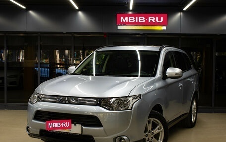 Mitsubishi Outlander III рестайлинг 3, 2012 год, 1 550 000 рублей, 1 фотография
