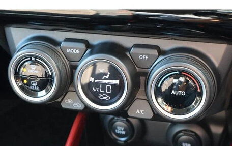 Suzuki Swift V, 2023 год, 1 160 325 рублей, 21 фотография
