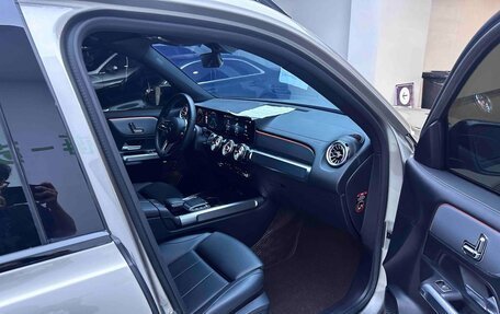 Mercedes-Benz GLB, 2020 год, 2 593 000 рублей, 11 фотография