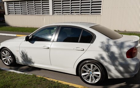 BMW 3 серия, 2011 год, 1 200 000 рублей, 7 фотография