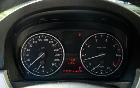 BMW 3 серия, 2011 год, 1 200 000 рублей, 17 фотография
