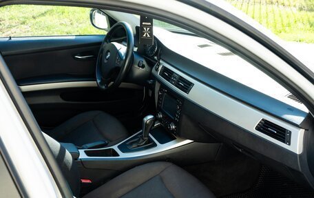 BMW 3 серия, 2011 год, 1 200 000 рублей, 18 фотография