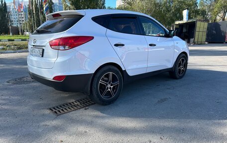 Hyundai ix35 I рестайлинг, 2015 год, 1 450 000 рублей, 6 фотография