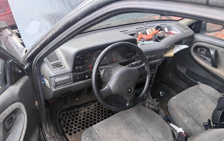 Daewoo Nexia I рестайлинг, 2004 год, 40 000 рублей, 4 фотография