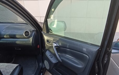 Toyota RAV4, 2005 год, 850 000 рублей, 8 фотография