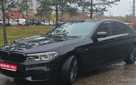 BMW 5 серия, 2019 год, 2 700 000 рублей, 3 фотография