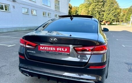 KIA Optima IV, 2019 год, 2 385 000 рублей, 9 фотография