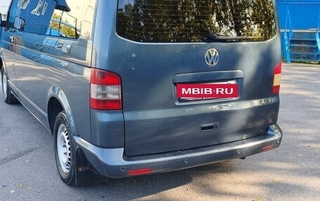 Volkswagen Caravelle T5, 2008 год, 1 000 000 рублей, 2 фотография