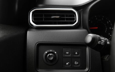 Renault Duster, 2021 год, 2 299 000 рублей, 16 фотография