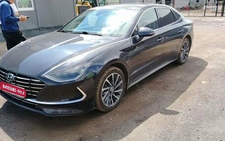Hyundai Sonata VIII, 2021 год, 2 600 000 рублей, 1 фотография