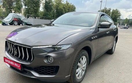 Maserati Levante I, 2019 год, 5 890 000 рублей, 1 фотография