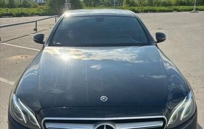 Mercedes-Benz E-Класс, 2019 год, 3 500 000 рублей, 1 фотография