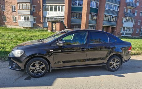 Volkswagen Polo VI (EU Market), 2011 год, 499 999 рублей, 2 фотография