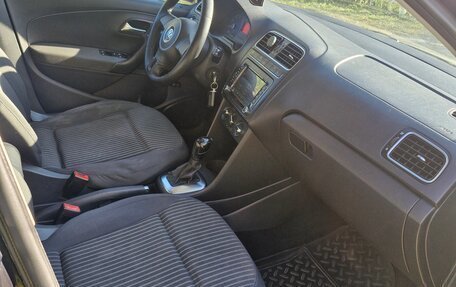 Volkswagen Polo VI (EU Market), 2011 год, 499 999 рублей, 10 фотография