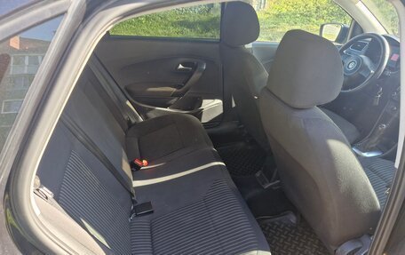 Volkswagen Polo VI (EU Market), 2011 год, 499 999 рублей, 12 фотография