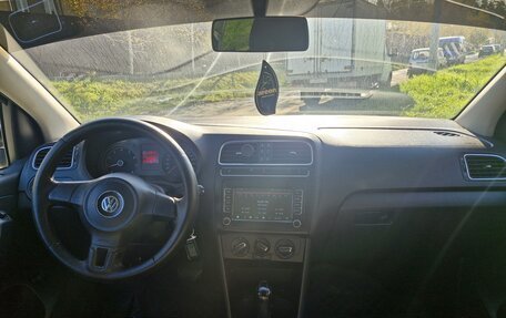 Volkswagen Polo VI (EU Market), 2011 год, 499 999 рублей, 13 фотография