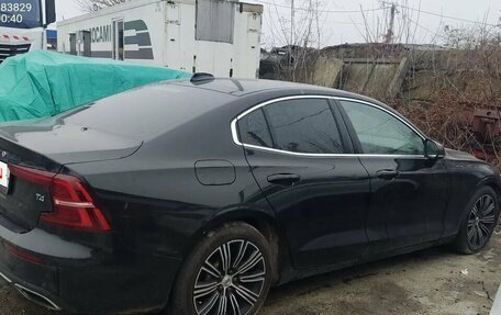 Volvo S60 III, 2021 год, 2 500 000 рублей, 3 фотография