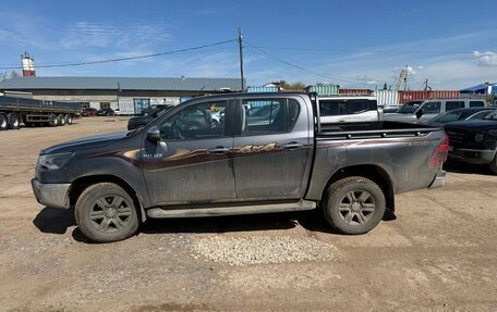 Toyota Hilux VIII, 2022 год, 4 700 000 рублей, 9 фотография