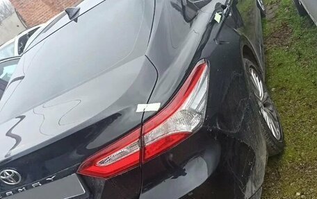 Toyota Camry, 2020 год, 2 400 000 рублей, 8 фотография
