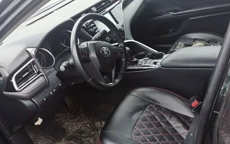 Toyota Camry, 2020 год, 2 400 000 рублей, 11 фотография