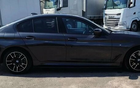 BMW 5 серия, 2019 год, 2 650 000 рублей, 3 фотография