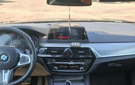 BMW 5 серия, 2019 год, 2 650 000 рублей, 4 фотография