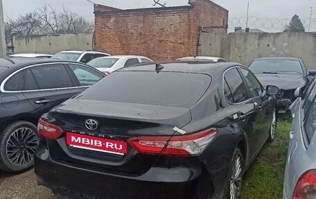 Toyota Camry, 2020 год, 2 400 000 рублей, 10 фотография