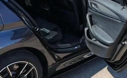 BMW 5 серия, 2019 год, 2 650 000 рублей, 10 фотография