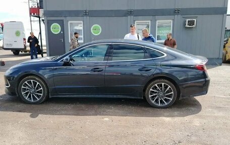 Hyundai Sonata VIII, 2021 год, 2 600 000 рублей, 3 фотография