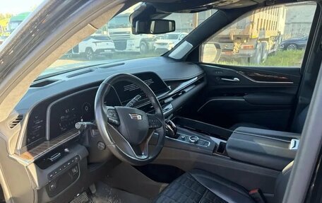 Cadillac Escalade V, 2023 год, 15 200 000 рублей, 14 фотография