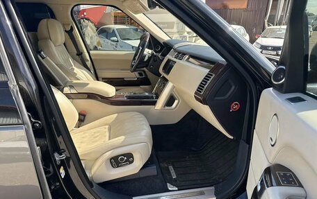 Land Rover Range Rover IV рестайлинг, 2017 год, 5 700 000 рублей, 9 фотография
