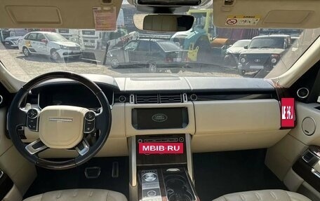 Land Rover Range Rover IV рестайлинг, 2017 год, 5 700 000 рублей, 7 фотография