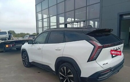 Geely Atlas, 2024 год, 2 480 000 рублей, 5 фотография